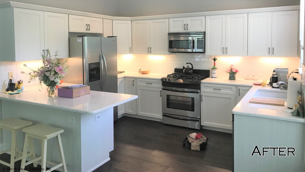 High Quality Cabinet Doors with modern appliances and a high-end, sleek finish in Zephyrhills.